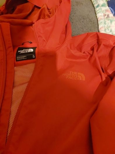 northface rain jacket