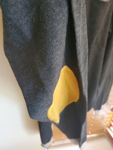Cotton & Silk C&S Men's Jumper  New With Tags Dark Grey