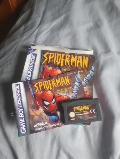 Nintendo Gameboy advanced. Spiderman