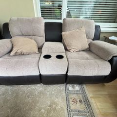 Comfortable 2-Seater Recliner Sofa with Storage Console & Cup Holders - Beige/Black