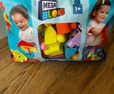 150 piece mega blocks building blocks