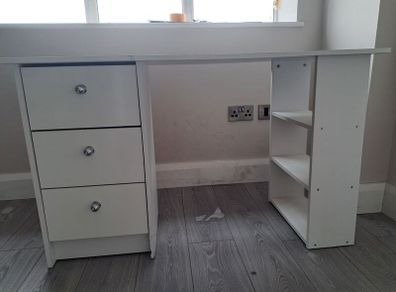 Office desk small