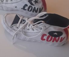 Converse trainers Red & Black