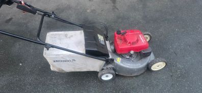 Honda HR2160 Hydrostatic lawnmower