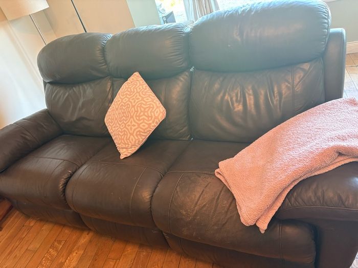 harvey norman leather suite