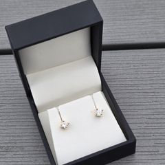 Brand New 14ct Yellow Gold Natural Solitaire Diamond Earrings