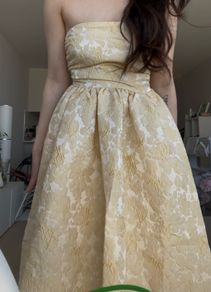 Perfect dress for prom, weddings, and fancy events