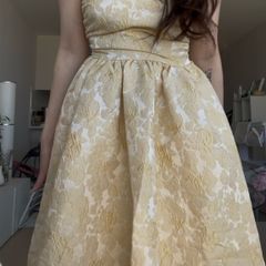 Perfect dress for prom, weddings, and fancy events