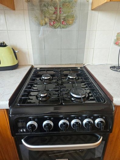 gas cooker