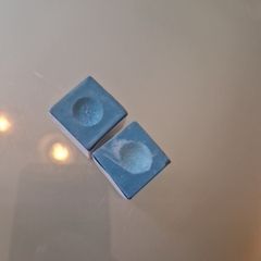 Snooker chalk