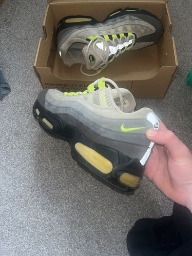 Airmax 95 "neon" og pair from 2005