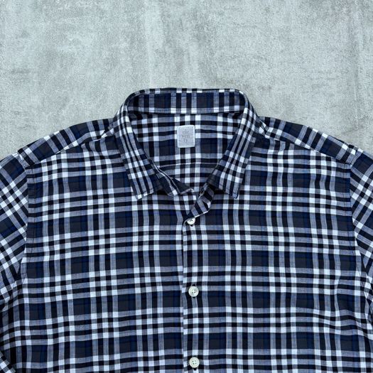 Eleventy long sleeved linen shirt