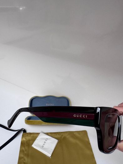 Gucci sunglasses unisex