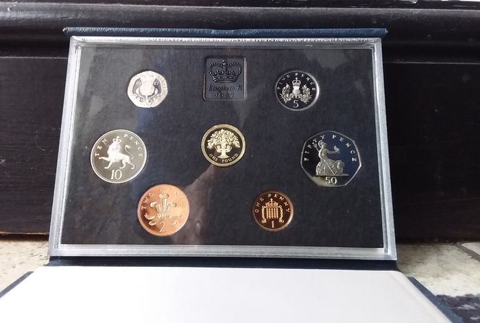 United Kingdom Proof Coin Collection - 1987