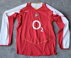 Long Sleeve Arsenal Home Jersey 04/05