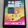ipad 9th generation 256Gb cellular and WiFi unlocked Image 3