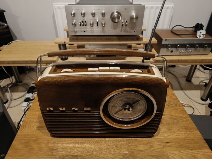 BUSH Retro Radio Reciver vintage style