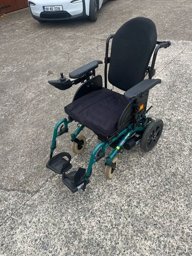 Electric Wheelchair