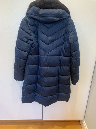 Stunning Rino & Pelle Navy puffer coat (42) Like New