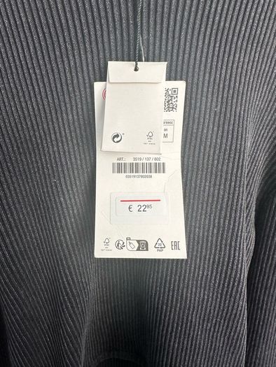 Bnwt Zara Top - M