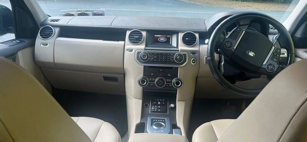 Land Rover Discovery 2014