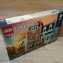 LEGO 10270 Creator Expert Bookshop Image 3