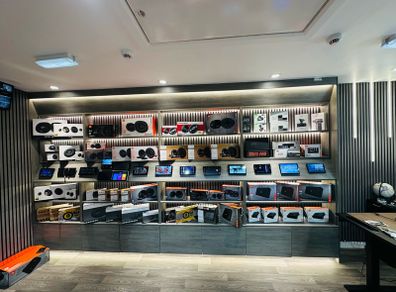 New Car Radio Store In Ballymount
