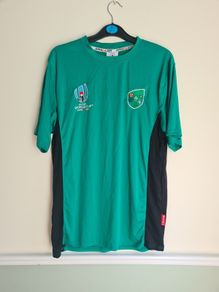 Ireland rugby World Cup Japan 2019 IRFU crew neck t shirt Size Large  100% polyester