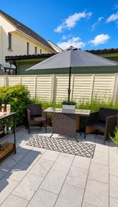 Balcony parasol