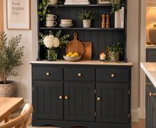 Kitchen. Dresser (neat size)