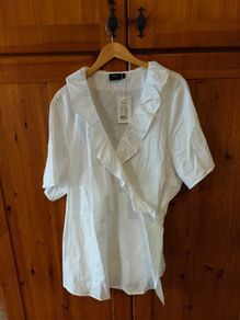 Ladies pure white Zizzi wrapover 100% cotton shirt. New with Tags.