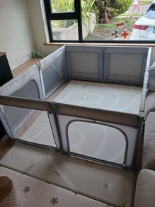 Doradotey Playpen