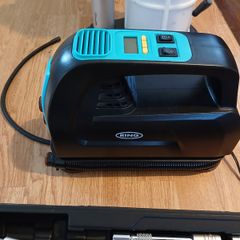 Ring RTC5500 2 in 1 digital tyre inflator and air pump