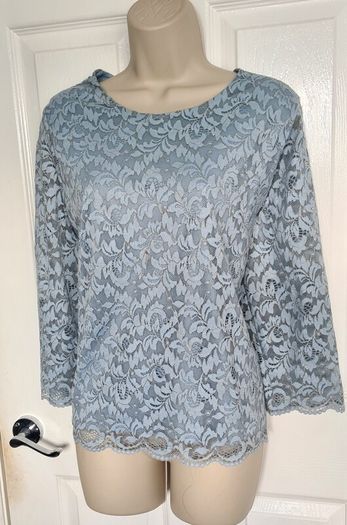 Eastex Blue and Gold Thread Lace Top Size 20