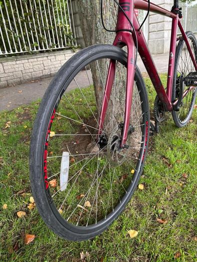 Sona Lightweight Aluminium Speed/Commuter Bike Shimano Disc Brakes