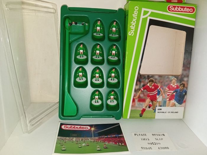 Rare Vintage Waddingtons 1990s Subbuteo Republic Of Ireland Series 63000  No 699 See All Pictures