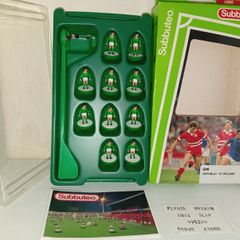 Rare Vintage Waddingtons 1990s Subbuteo Republic Of Ireland Series 63000  No 699 See All Pictures