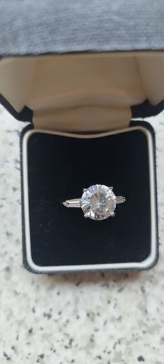 Dress ring