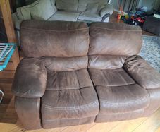 Couch with 2 recliners