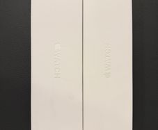 Apple Watch Series 11,42mm/46mm (IRISH STOCK) Brand New Sealed 1 year Apple Warranty RECEIPT