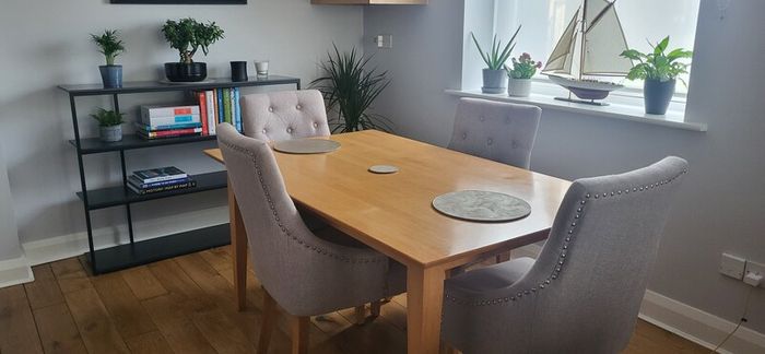Dining Table (chairs not included)