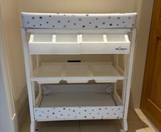 baby changing unit