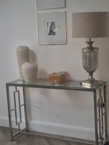 console table