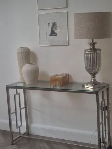 console table