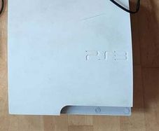 Playstation 3 White CECH - 3003B 320GB Slim version + 2 controllers for parts