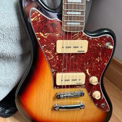 Harley Benton guitar