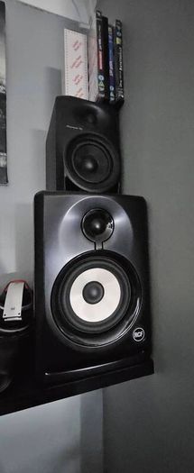 Ayra active 8 Rcf studio moniters