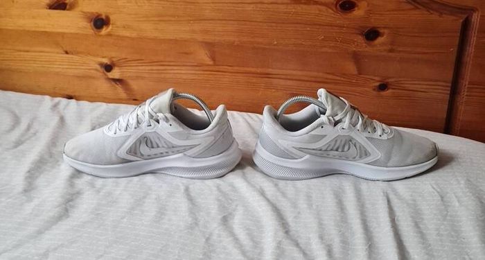 2020 nike downshifter 10 Size 6.5 eu 40 white In excellent condition