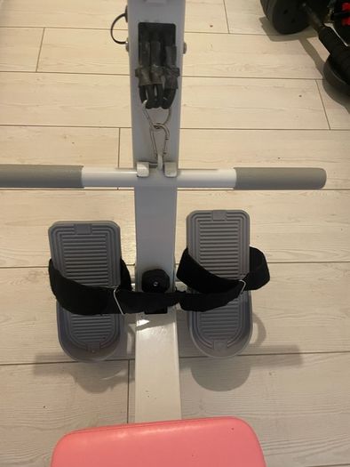 manual rowing machine