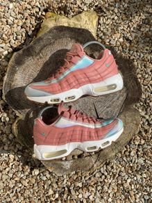 Get Chic Leather Nike AM95s